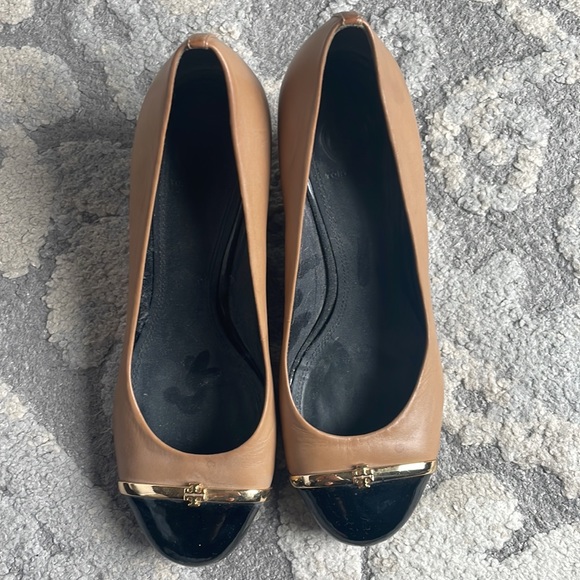 Tory Burch Pacey Wedge Shoes, size 7.5 - Picture 4 of 4